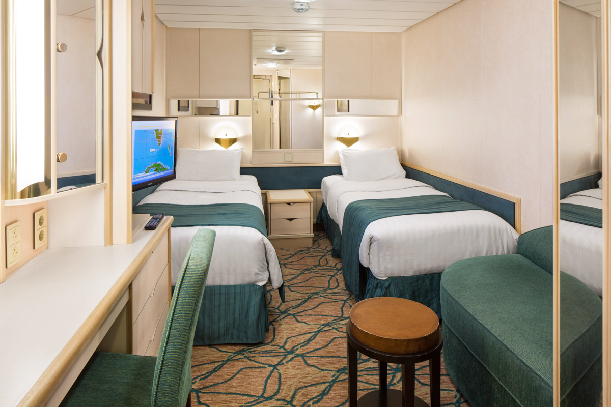 Rhapsody of the Seas 16
