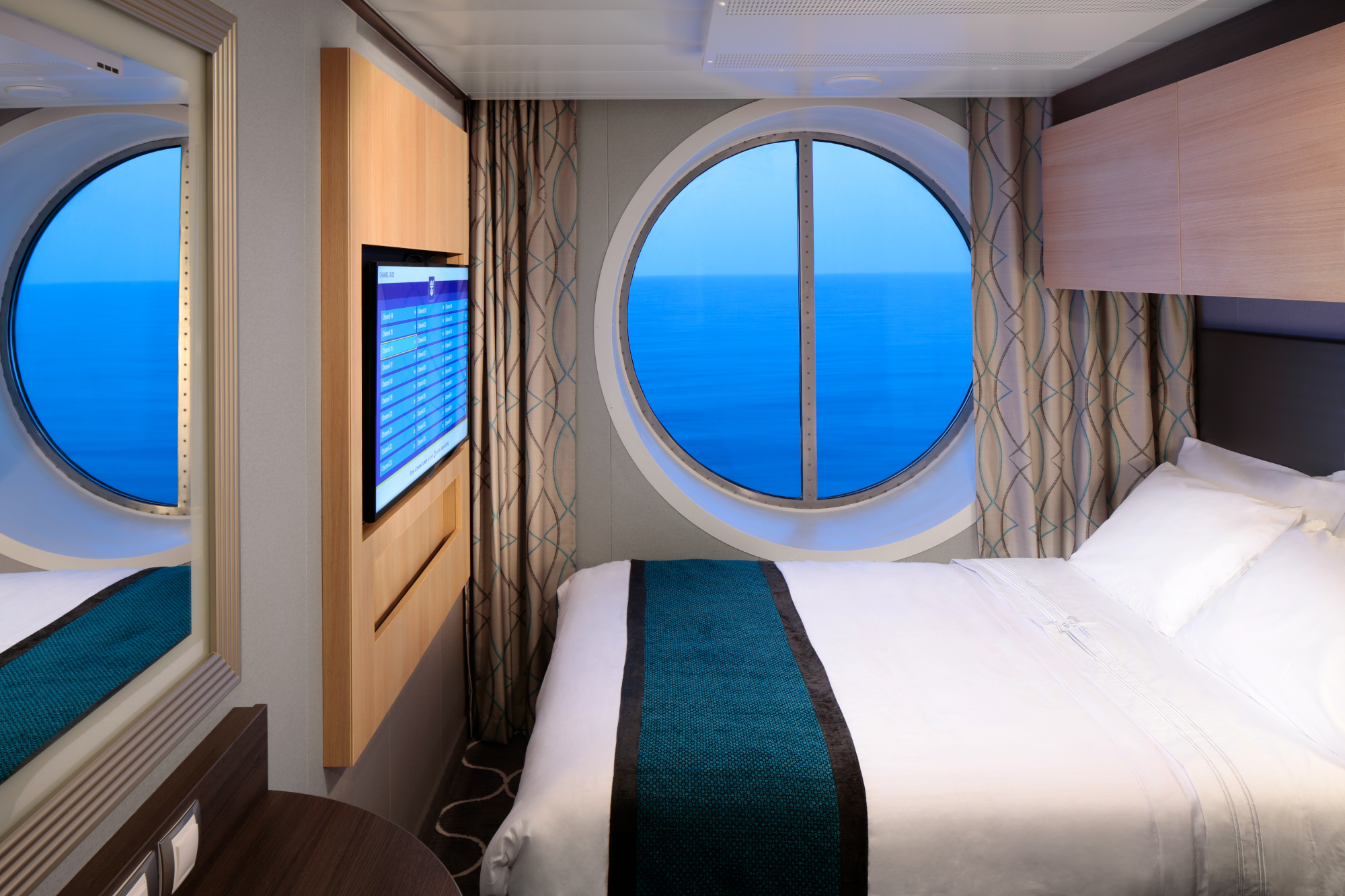 Symphony of the Seas 28