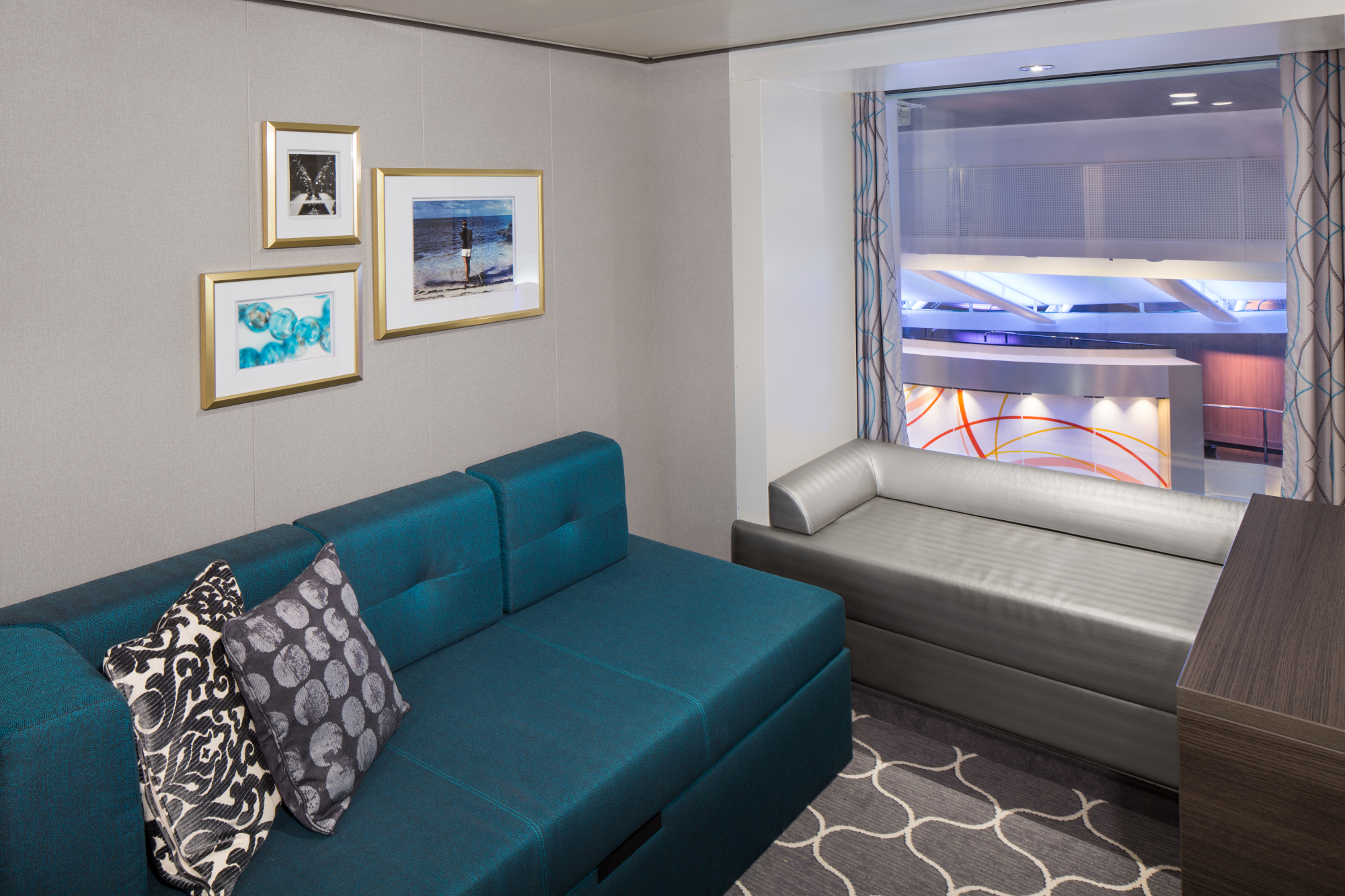 Symphony of the Seas 32
