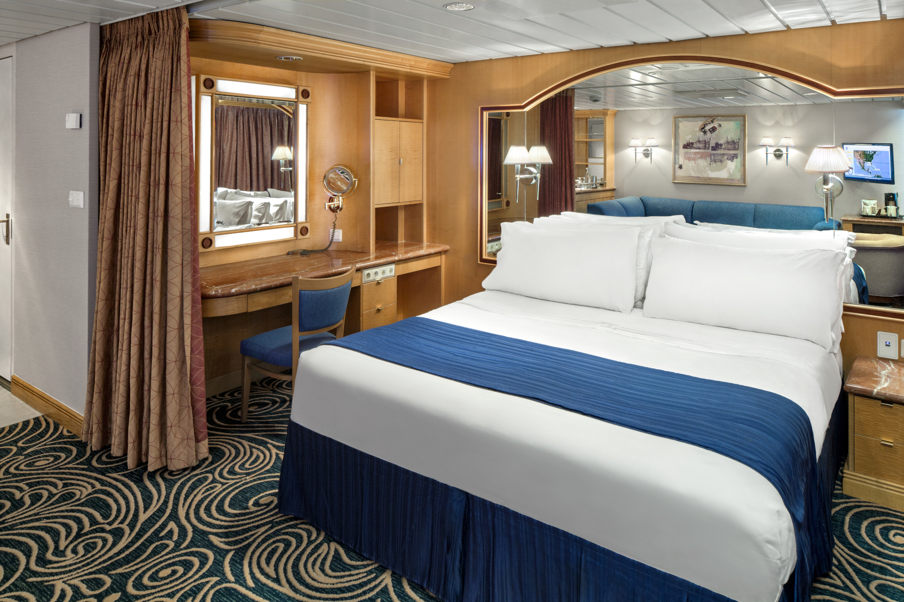 Vision of the Seas 28
