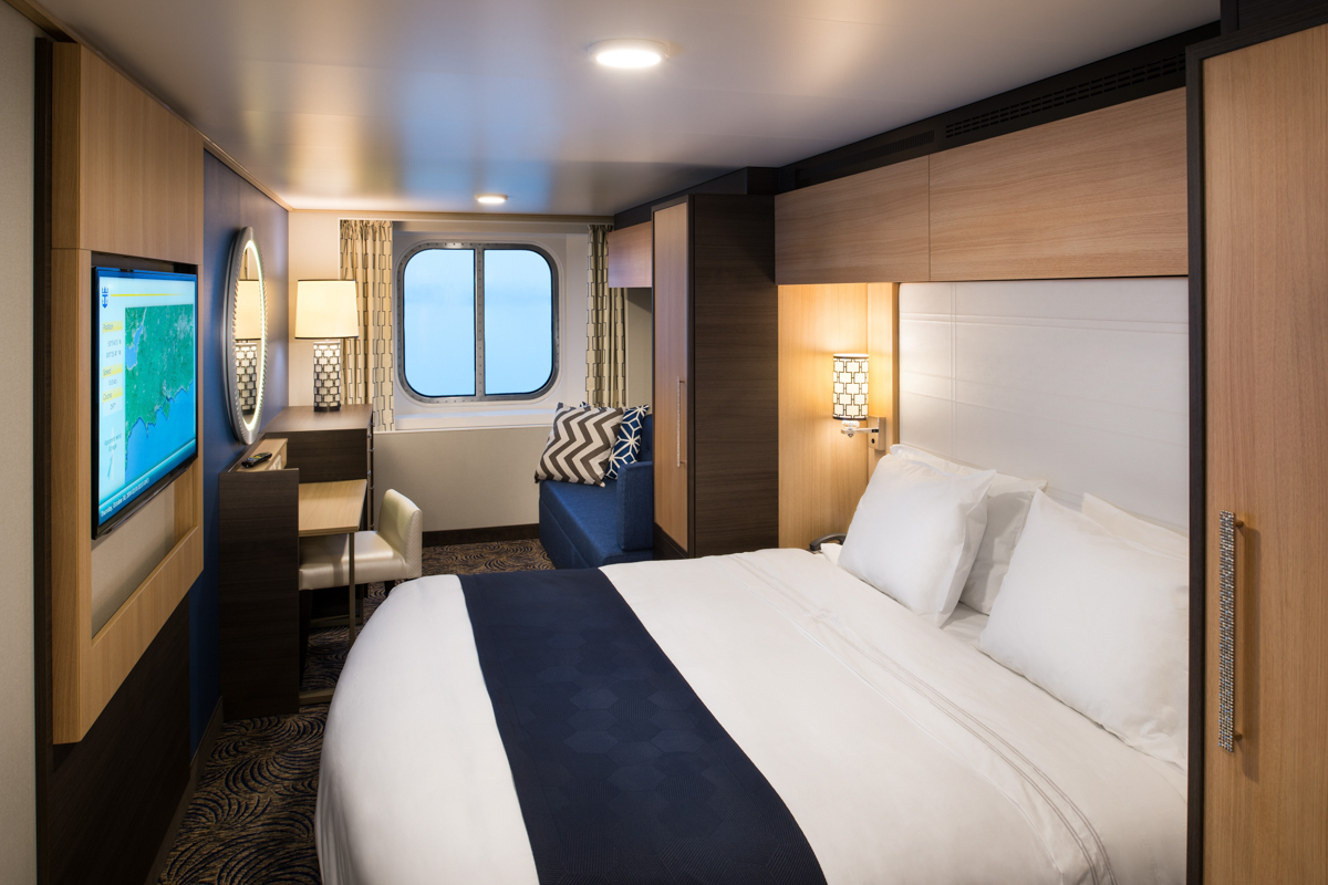 Vision of the Seas 18