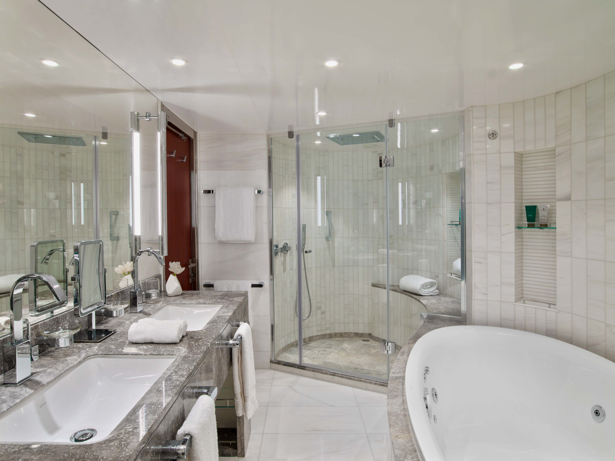 Seabourn Ovation 24