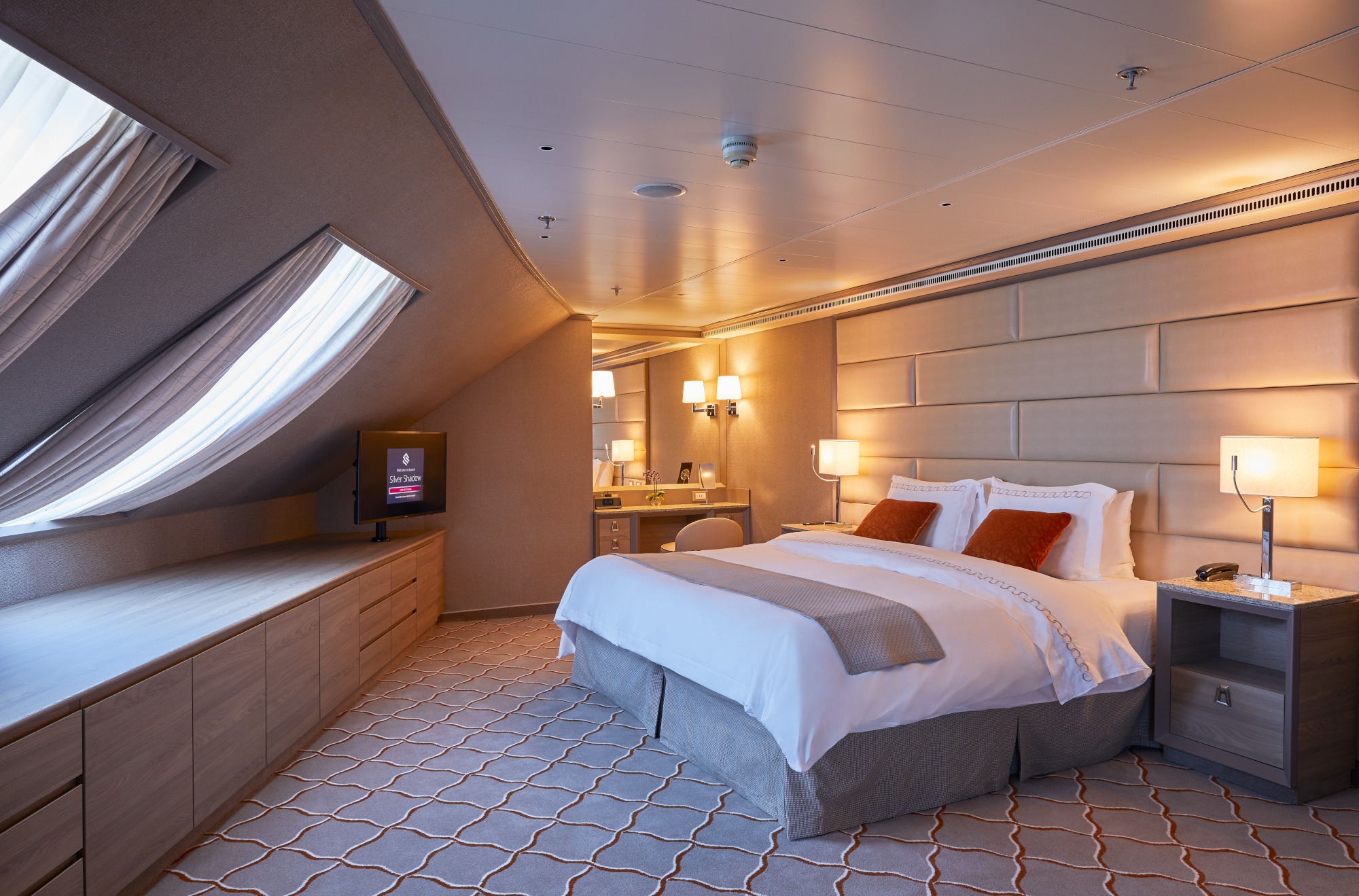Silver Shadow 31