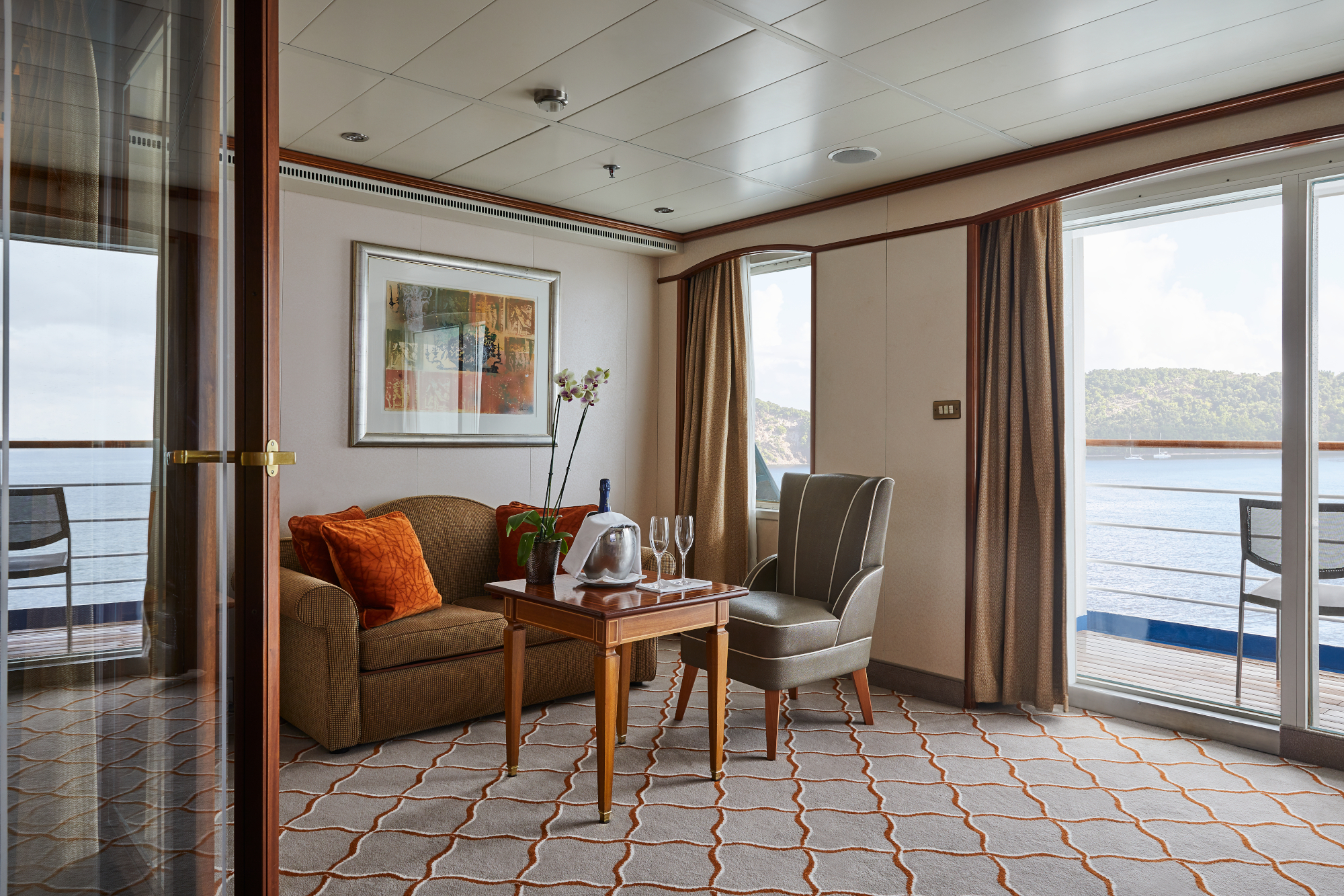 Silver Whisper 46